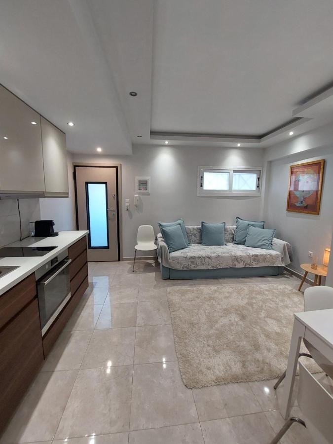 Zeppelin Apartment Loutráki Zewnętrze zdjęcie
